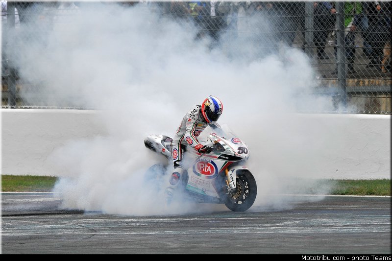 sbk_guintoli_004_france_magny_cours_2012