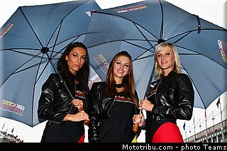 sbk_pitbabe_015_france_magny_cours_2012.jpg