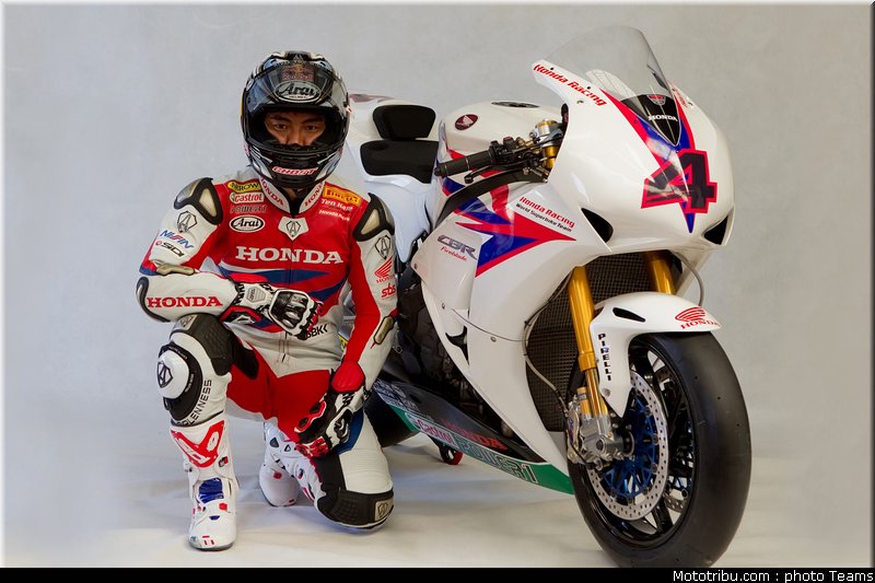 aoyama_019 superbike_supersport_test_2012