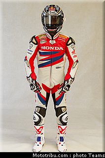 aoyama_031 superbike_supersport_test_2012.jpg