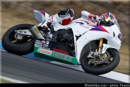 rea_004 superbike_supersport_test_2012.jpg
