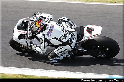 rea_012 superbike_supersport_test_2012.jpg