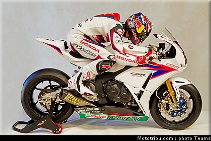 rea_035 superbike_supersport_test_2012.jpg