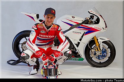 rea_039 superbike_supersport_test_2012.jpg