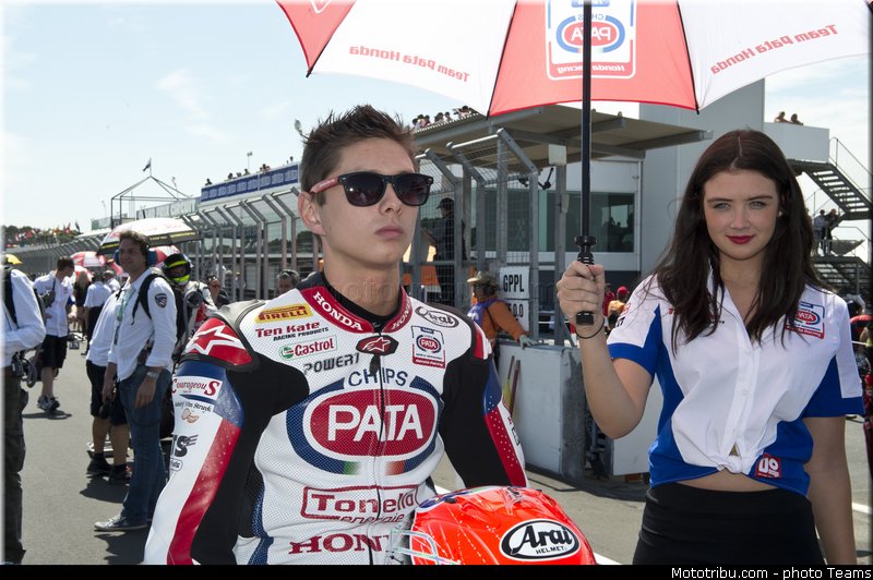 superbike_pitbabe_010_australie_philip_island_2013