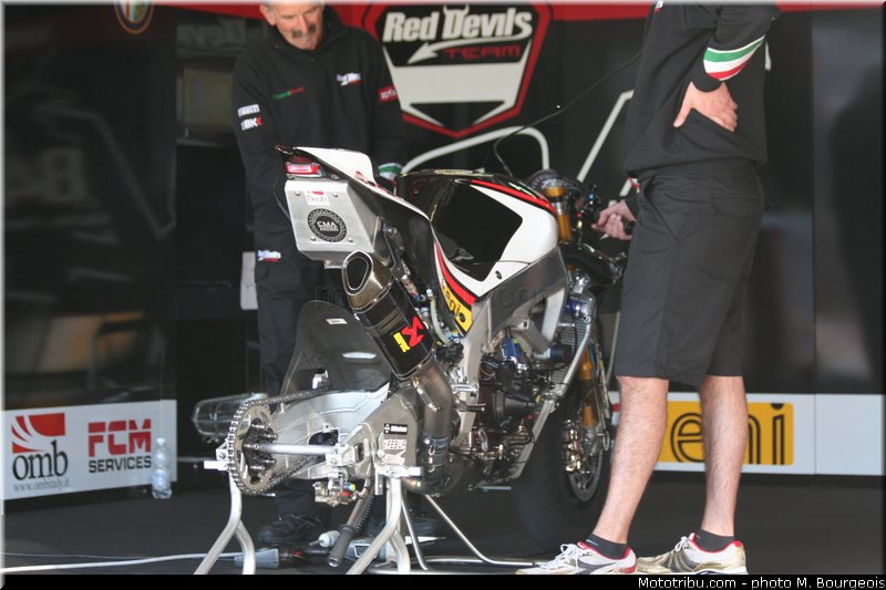 wsbk_paddock_008_aragon_2013