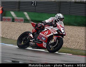 sbk_checa_001_pays_bas_assen_2013.jpg