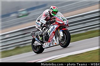 sbk_giugliano_001_pays_bas_assen_2013.jpg