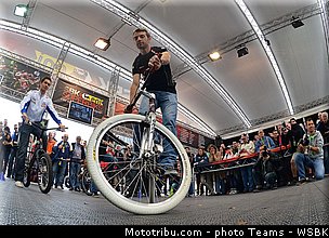 sbk_guintoli_001_pays_bas_assen_2013.jpg
