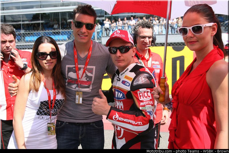 sbk_pit_babe_052_wsbk_2013_italie_monza
