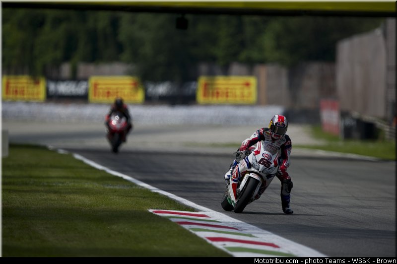 sbk_rea_021_wsbk_2013_italie_monza