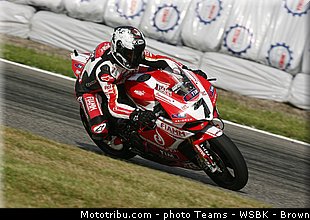 sbk_checa_005_wsbk_2013_italie_monza.jpg