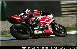 sbk_checa_006_wsbk_2013_italie_monza.jpg