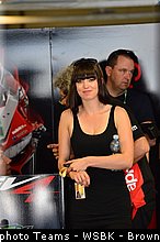 sbk_pit_babe_016_wsbk_2013_italie_monza.jpg