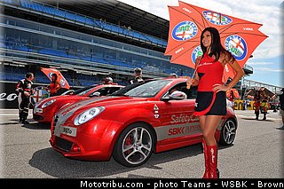 sbk_pit_babe_042_wsbk_2013_italie_monza.jpg