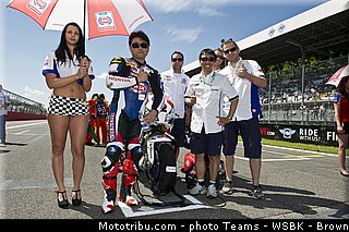 sbk_pit_babe_048_wsbk_2013_italie_monza.jpg