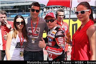 sbk_pit_babe_052_wsbk_2013_italie_monza.jpg