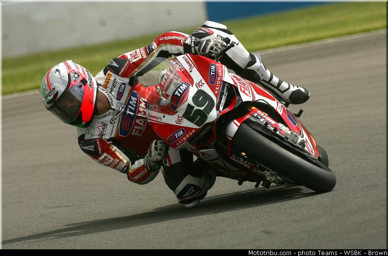 sbk_canepa_019_angleterre_donington_park_2013