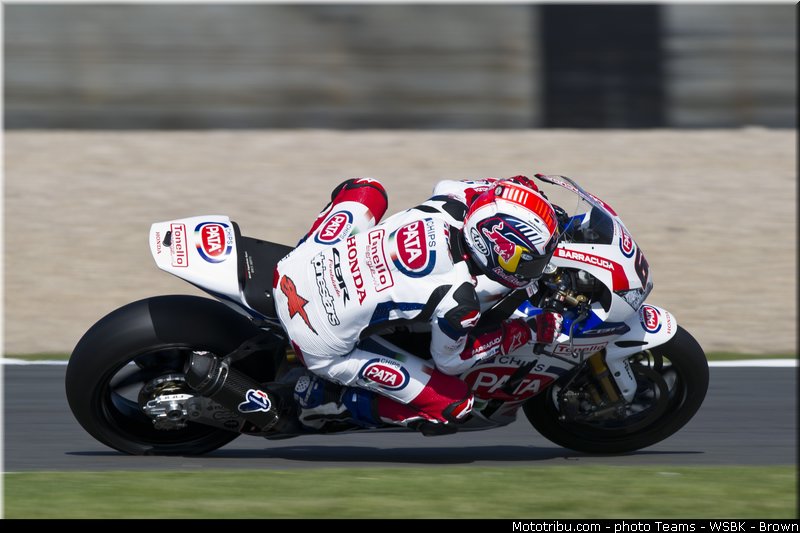 sbk_rea_008_angleterre_donington_park_2013