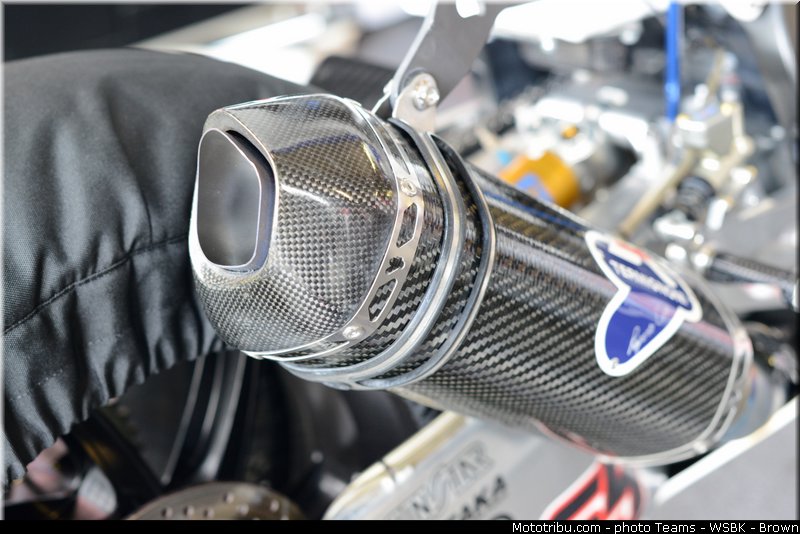 sbk_rea_013_angleterre_donington_park_2013