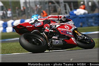 sbk_checa_006_angleterre_donington_park_2013.jpg