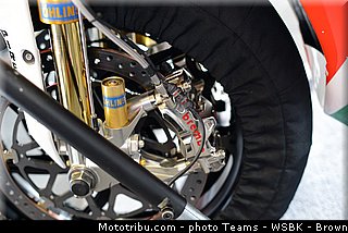 sbk_haslam_017_angleterre_donington_park_2013.jpg