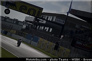 sbk_rea_009_angleterre_donington_park_2013.jpg