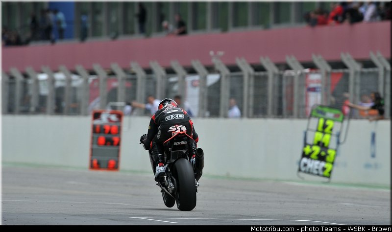 sbk_guintoli_005_wsbk_2013_portugal_portimao