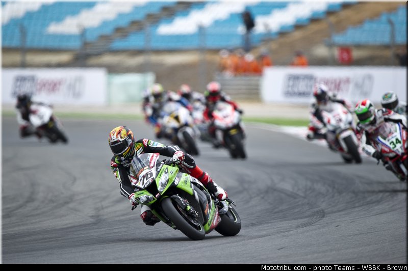 sbk_sykes_016_wsbk_2013_portugal_portimao