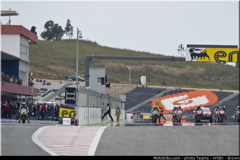 sbk_sykes_019_wsbk_2013_portugal_portimao