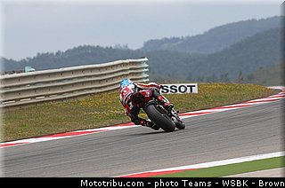 sbk_checa_009_wsbk_2013_portugal_portimao.jpg