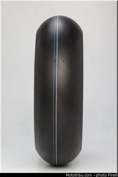 pirelli_sbk_slick_sc1_03_17_pouces_2013_