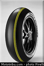 pirelli_sbk_slick_superpole_01_17_pouces_2013_.jpg