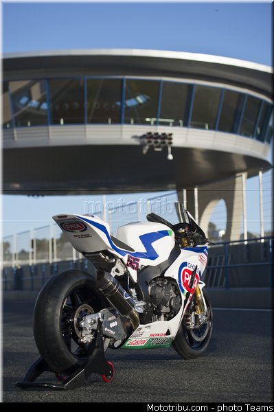 honda_pata_028_wsbk_2013_teams
