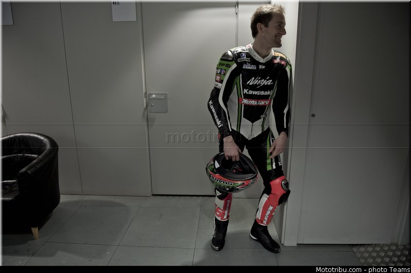 kawasaki_racing_team_023_wsbk_2013_teams
