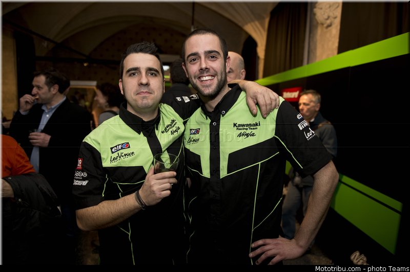 kawasaki_racing_team_026_wsbk_2013_teams