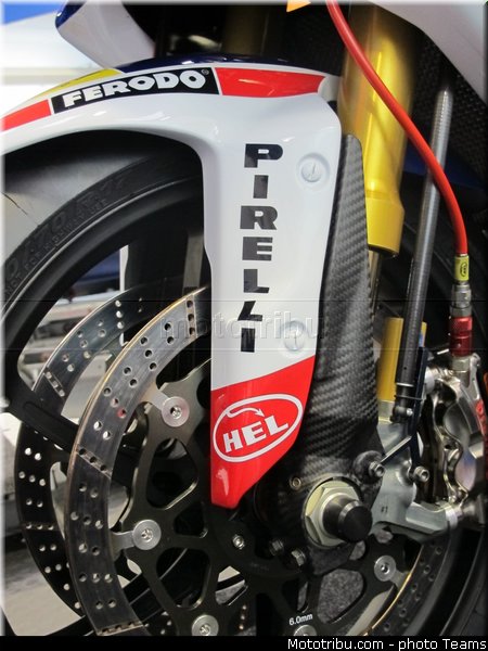 suzuki_crescent_019_wsbk_2013_teams
