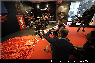 aprilia_racing_team_15_wsbk_2013_teams.jpg