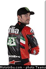 aprilia_racing_team_43_wsbk_2013_teams.jpg