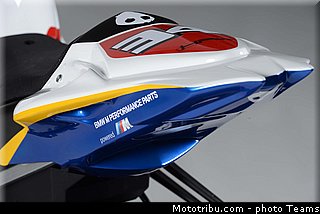 bmw_0045_wsbk_2013_teams.jpg