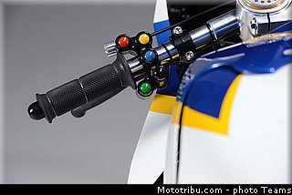 bmw_0054_wsbk_2013_teams.jpg