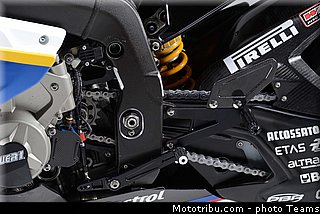 bmw_0061_wsbk_2013_teams.jpg