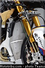 bmw_0118_wsbk_2013_teams.jpg