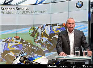 bmw_0120_wsbk_2013_teams.jpg