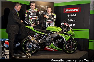 kawasaki_racing_team_006_wsbk_2013_teams.jpg