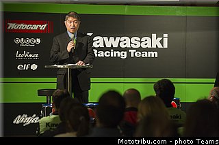 kawasaki_racing_team_010_wsbk_2013_teams.jpg