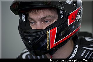 suzuki_crescent_039_wsbk_2013_teams.jpg
