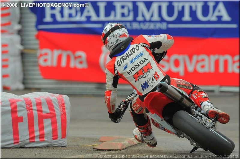 MOTO 