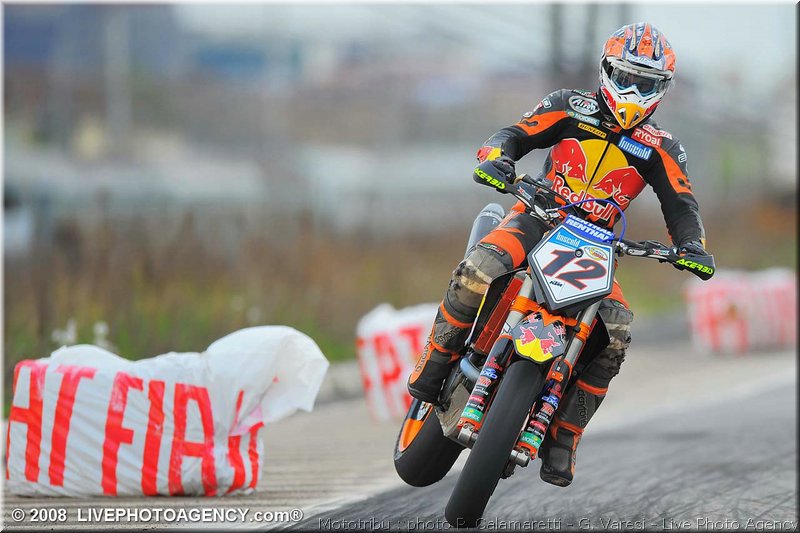 MOTO 