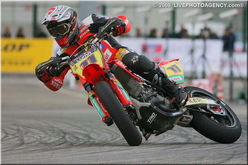 MOTO 